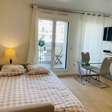 Apartman Studio De 28m²-proche De Paris *